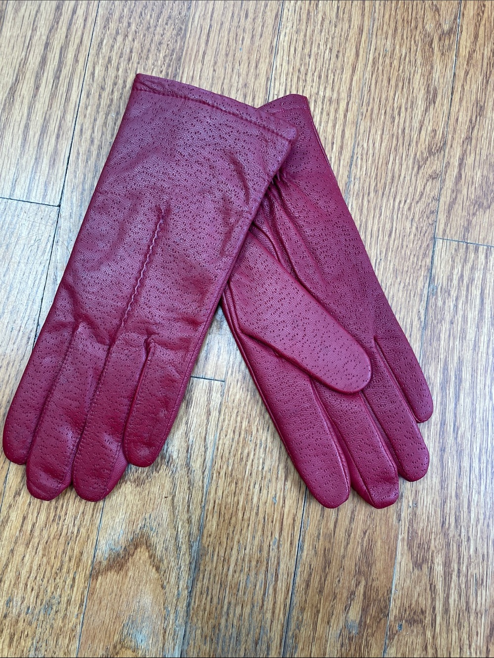 Ladies Perforated Burgundy Leather Gloves